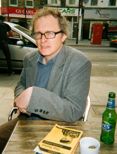 On Tour - Simon Munnery